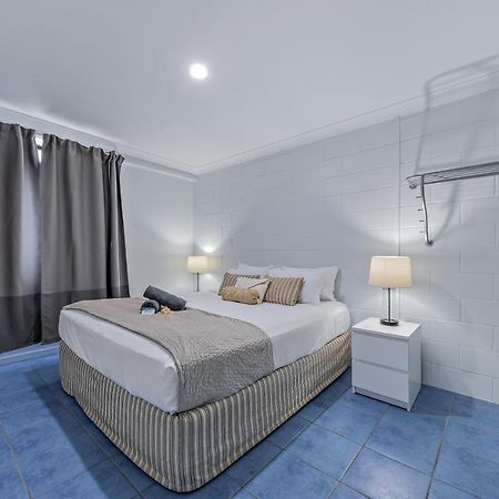 Airlie Sun & Sand Accommodation #5 Airlie Beach Exteriör bild