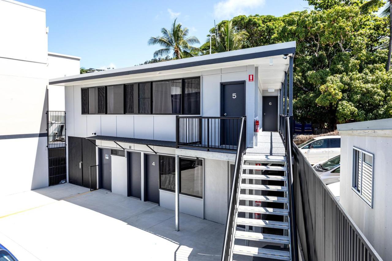 Airlie Sun & Sand Accommodation #5 Airlie Beach Exteriör bild