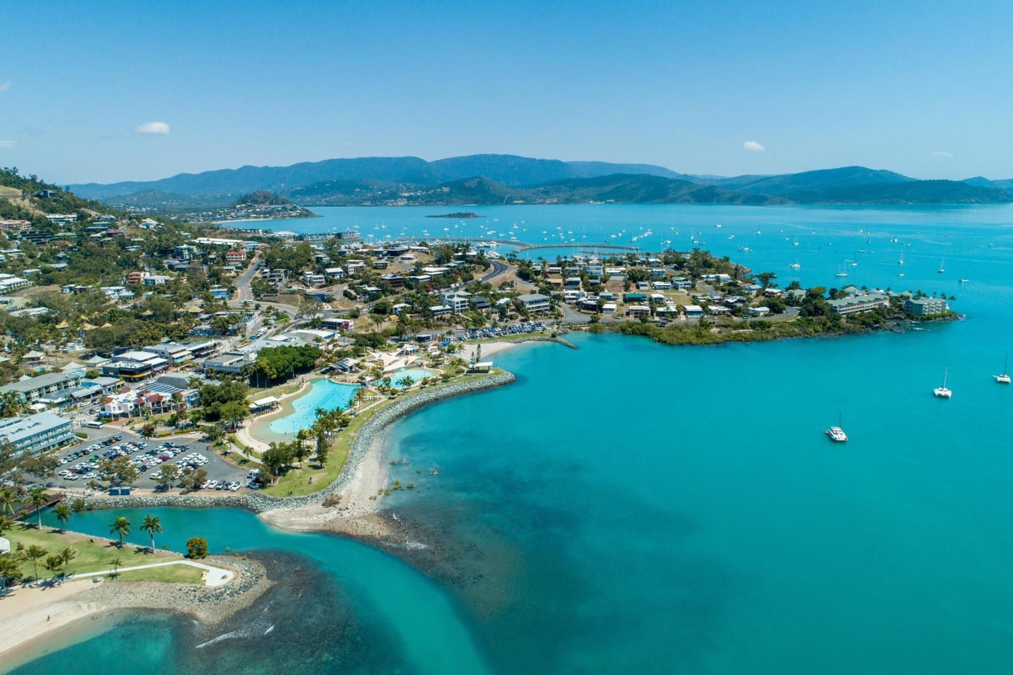 Airlie Sun & Sand Accommodation #5 Airlie Beach Exteriör bild