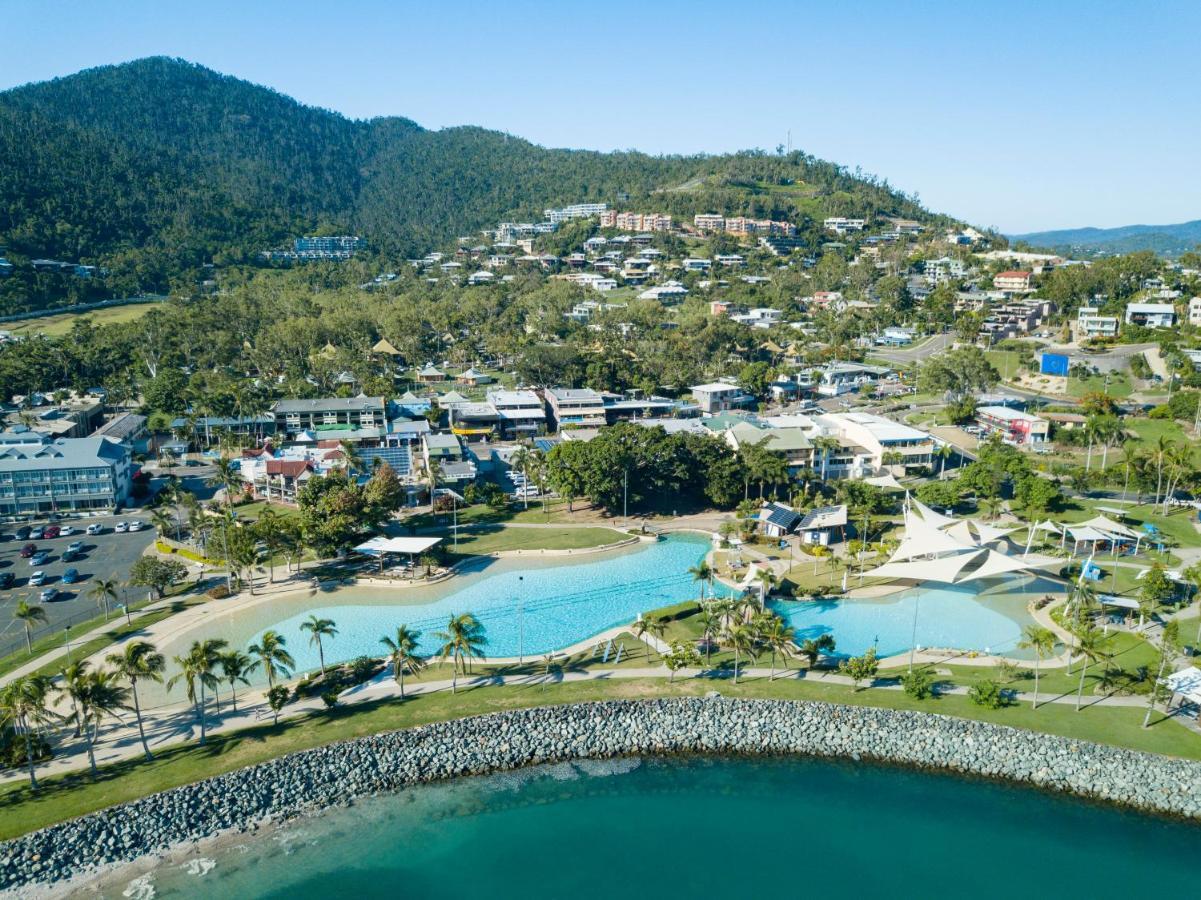 Airlie Sun & Sand Accommodation #5 Airlie Beach Exteriör bild